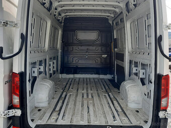 Volkswagen Crafter 2,0 TDi - 10