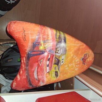 Šiltovky, športové potreby a tašky - 10