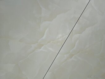 KRÁSNY OBKLAD / DLAŽBA - ÓNYX - 10