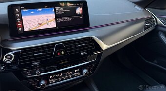 BMW Rad 5 Touring 520d mHEV xDrive ///M-PACKET/rezervované/ - 10