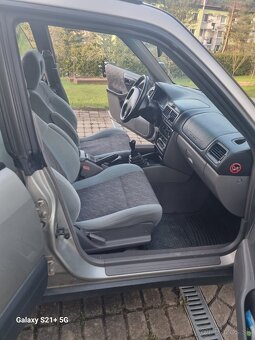 Subaru Forester 2.0 GL - 10