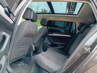 Volkswagen Passat 2.0tdi DSG,Led,Panoráma - 10