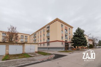 NA PREDAJ I 1-izbový čiastočne rekonštr. byt, Hurbanova ul. - 10