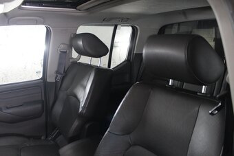 Nissan Navara DoubleCab 2.5D A/T - 10