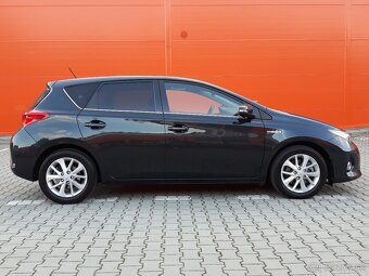 Toyota Auris 1.8 Hybrid Comfort r.v.12 / 2014 - 10