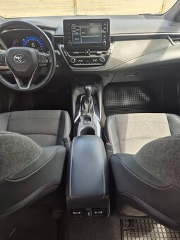 Predám Toyota Corolla Combi TS 2.0 Hybrid Dynamic Force e-C - 10