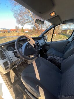 Opel Vivaro 2.5 CDTI 2008 104 kW Ťažné zariadenie - 10