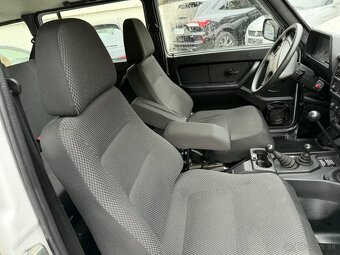 Lada Niva 4x4, 5 dverová - 10