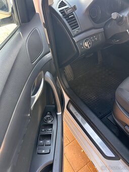 Hyundai i 40 cw - 10