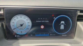 Hyundai Tucson 1,6 benzín - 10