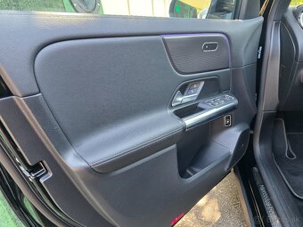 MERCEDES- BENZ EQA 250 s výkonom 140 kW 190 k len 91000km - 10