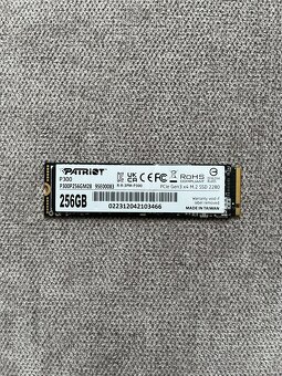 M.2 NVMe SSD Samsung / Intenso / WD / Patriot / Intel 256GB - 10
