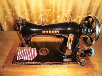 Šijací stroj Bobbin - 10