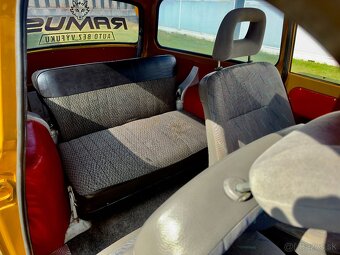 Predám TRABANT 601 Combi cena 3.100 € - 10