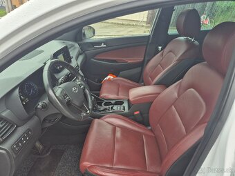 HYUNDAI TUSCON 2.0 CRDi NAFTA + HEV - 10