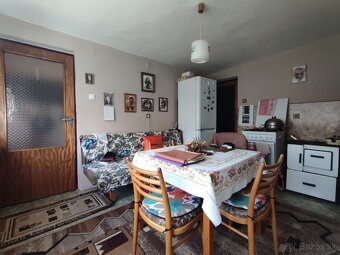 Predaj priestranný RD s krásnym rozsiahlym pozemkom - 10