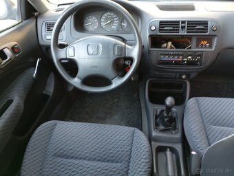 Honda Civic 1.4 55kw rok 1997 - 10