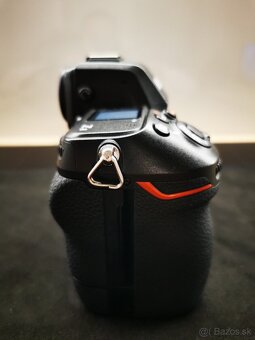 Nikon Z8 - 10