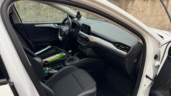Ford Focus - 10
