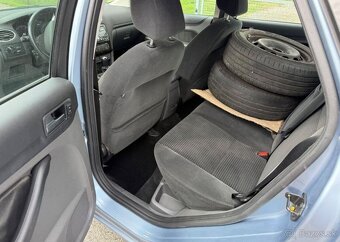 Ford Focus 1,6i Nová STK Tažné klima benzín manuál 74 kw - 10