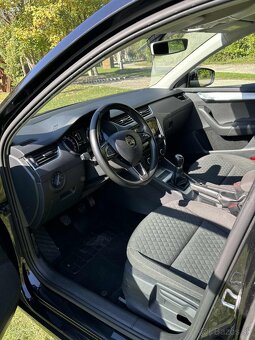 Škoda Octavia Combi 2.0 TDI Ambition EU6 - 10