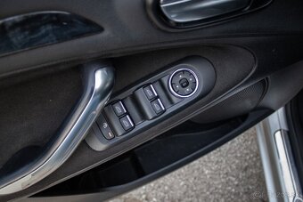 Ford Galaxy S-Max 2.0 EcoBoost SCTi Titanium A/T 7-miestny - 10