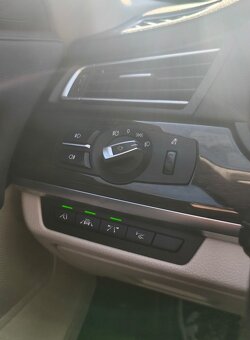 BMW 740i (3 liter benzín) r. 2014 - 10