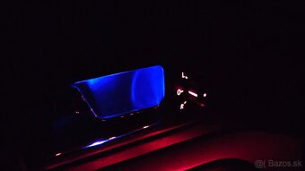 Čierny Golf 4 1.8 92kw benzín - 10