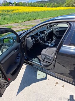 Audi A4 B8 Avant 2,0 TDi 105 kw - 10