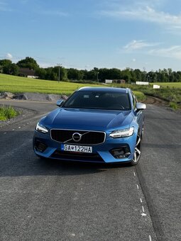 Volvo v 90 - 10