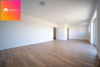 ALL PERFECT| Na predaj moderná novostavba rodinného domu Mor - 10