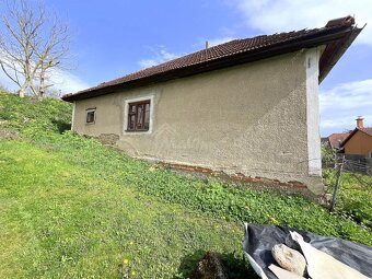 PREDAJ dom s pozemkom 749 m² v obci Malé HOSTE - 10