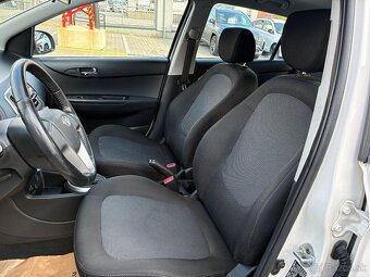 Hyundai i20 1.2i 63kW KLIMA ČR PLATNÁ STK - 10