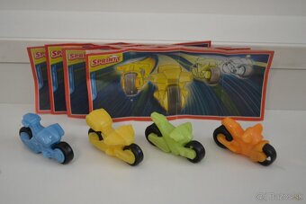KINDER Autíčka. - 10