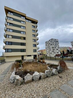 2-izbový byt na dlhodobý prenájom dostupný od 01.09.2025 - 10