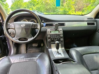 Volvo V70 2.4 D5 _ AUTOMAT - 10
