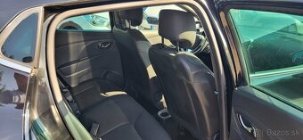 Renault Clio 1.2i rok 2014 naj.130000 km - 10