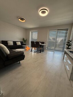 Na prenájom - úplne nový, zariadený rodinný dom 112m2 v Záva - 10