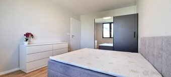 BEZ PROVÍZIE / Nový 3i. byt s loggiou, 87m2+parking, BA III. - 10