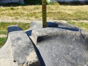 Pneumatiky 16.9-30 8pr - 10