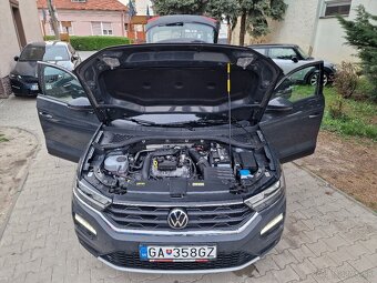 Volkswagen T-Roc 1.0 TSi Style M6 110k (benzín) - 10