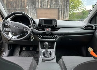Hyundai i30 1.6 CRDi 115 Comfort - 10