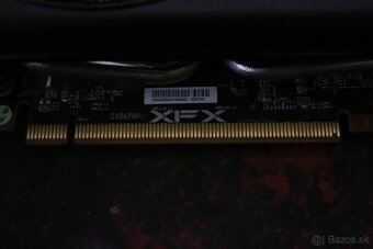 XFX SWFT 210 AMD RADEON RX 6600 8GB - 10