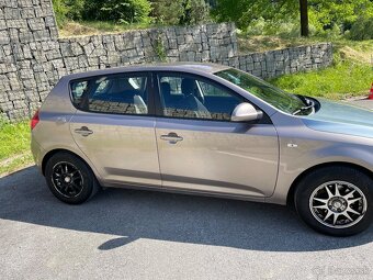 Kia ceed 1.6 CVVT 93KW - 10