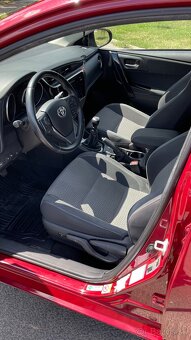 SÚRNE predám Toyota Auris TS 1,6 BA + LPG - 10