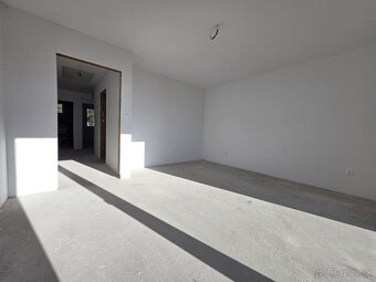 Novostavba 4-izbového bungalovu v novej lokalite – Slovenská - 10