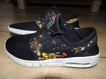 NIKE Air Jordan, Asics Gel Nimbus a Nike SB Stefan Janoski - 10