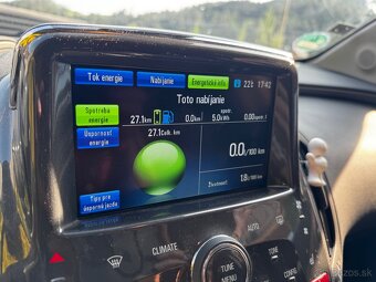 Opel Ampera plugin - 10
