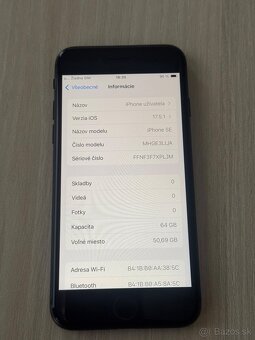 Predám iPhone SE 2020 64gb Black - 10