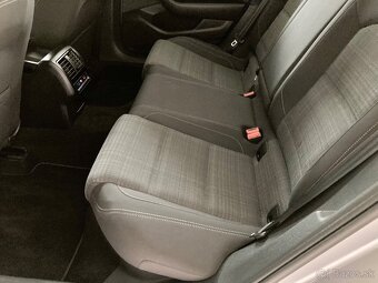 Volkswagen Passat Variant 2.0 TDI DSG - 10